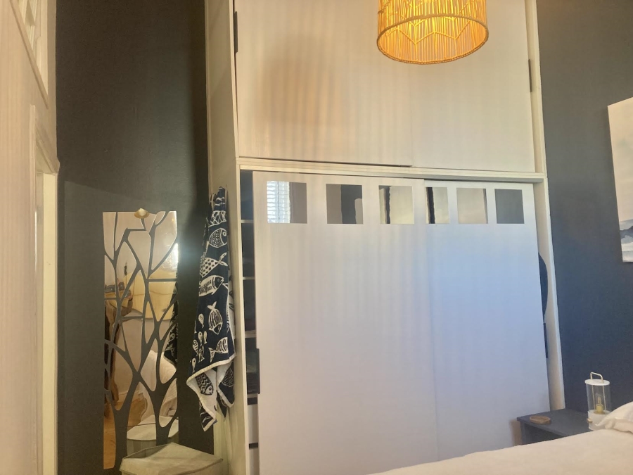 To Let 1 Bedroom Property for Rent in Muizenberg Western Cape
